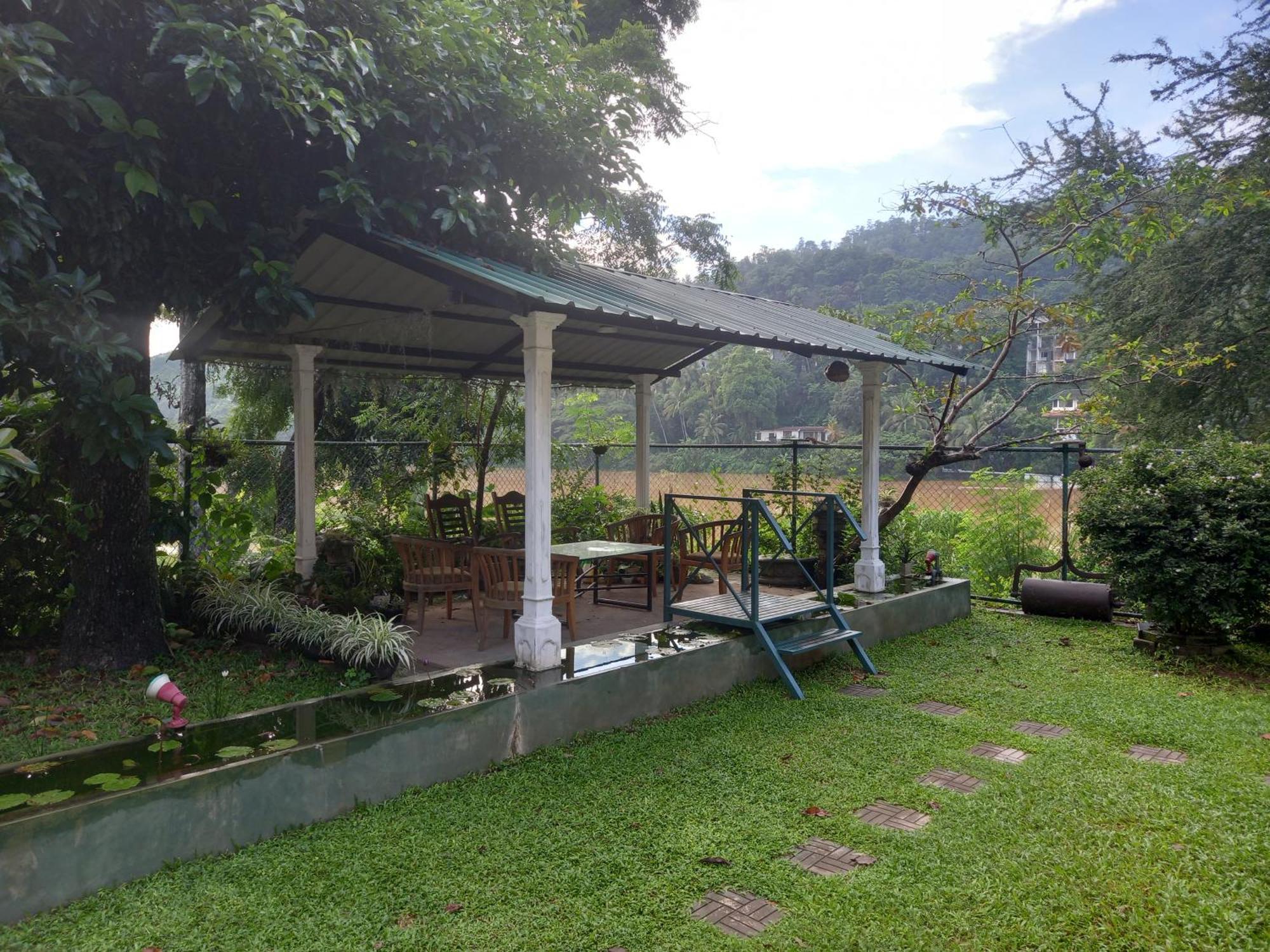 Hotel Mahaweli Shades Kandy Exteriér fotografie