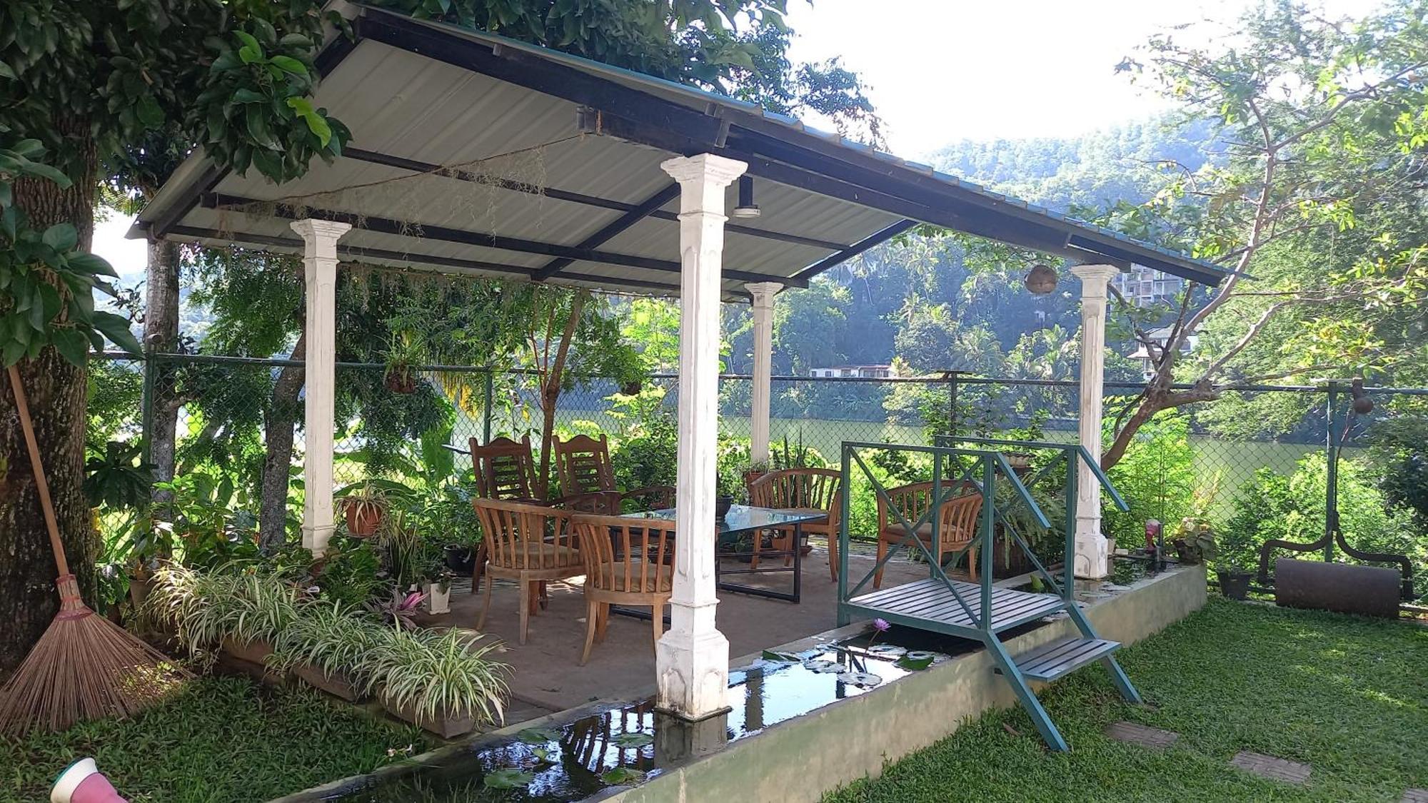 Hotel Mahaweli Shades Kandy Exteriér fotografie