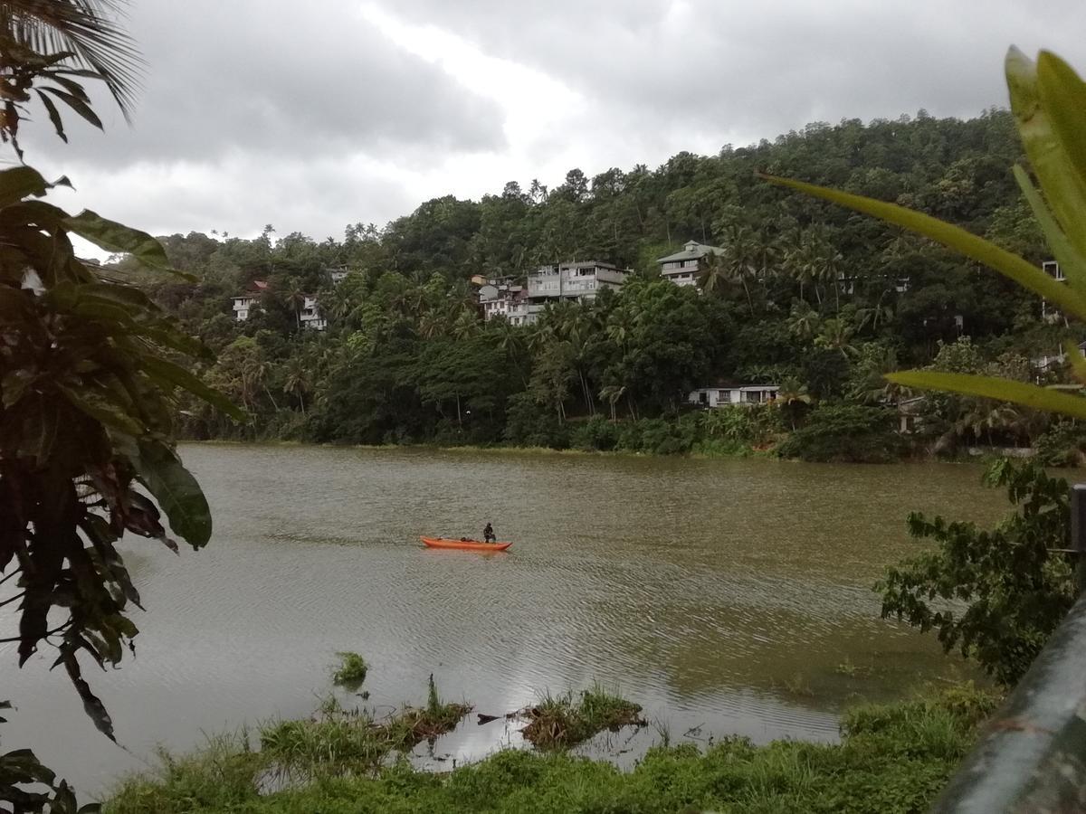 Hotel Mahaweli Shades Kandy Exteriér fotografie