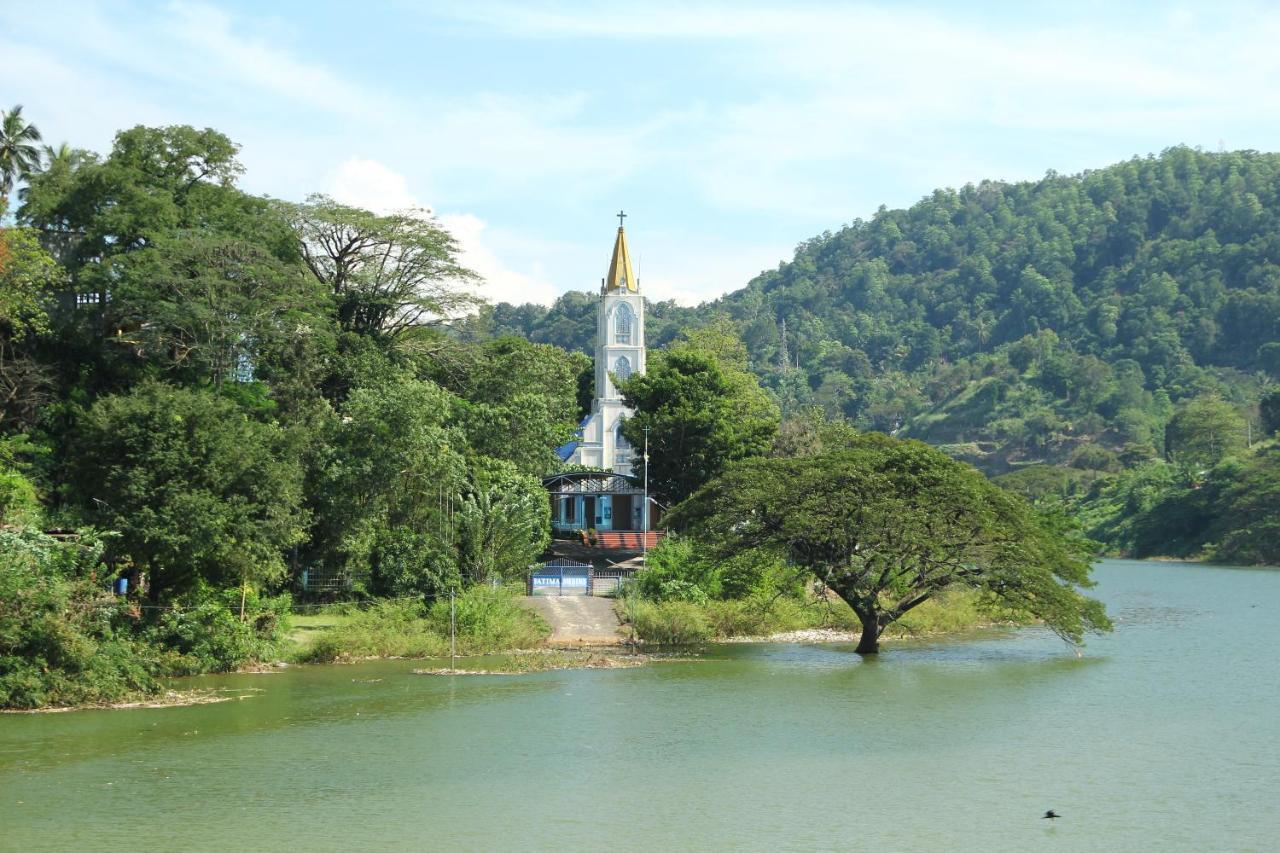 Hotel Mahaweli Shades Kandy Exteriér fotografie